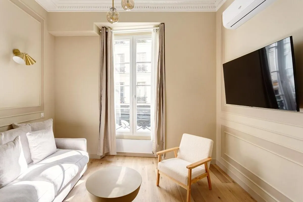 The Edouard VII Suite Paris 0*,